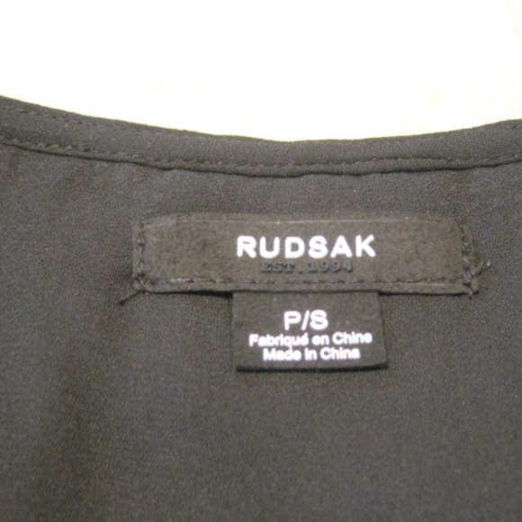 RUDSAK Sleeveless Chiffon Top - Picture 6 of 8